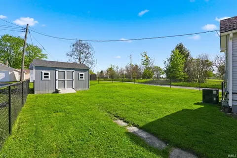 Exterior - 414 E High St, Garrett, IN 46738 photo 5 of 6