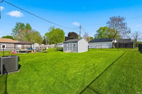 Exterior - 414 E High St, Garrett, IN 46738 photo 6 of 6