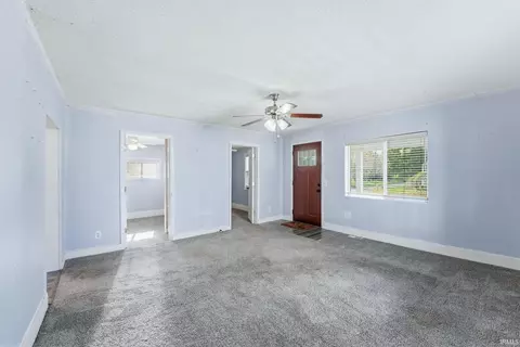 Living - 414 E High St, Garrett, IN 46738 photo 2 of 3