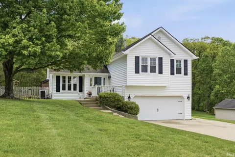 6650 N Rhinestone Dr, Ellettsville, IN 47429