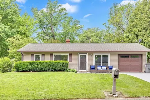 3431 N Kingsley Dr, Bloomington, IN 47404