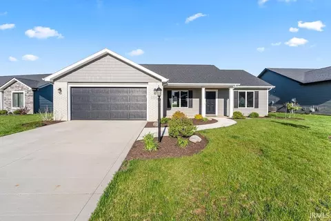 15563 Impala Dr, Huntertown, IN 46748