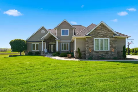 12063 Lower Huntington Rd, Roanoke, IN 46783