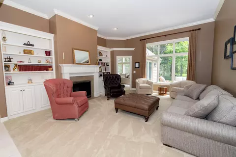 Living - 51118 Heatherton Ct, Granger, IN 46530 photo 1 of 2