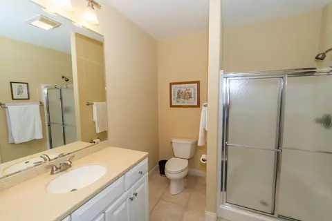 Bath - 51118 Heatherton Ct, Granger, IN 46530 photo 4 of 4