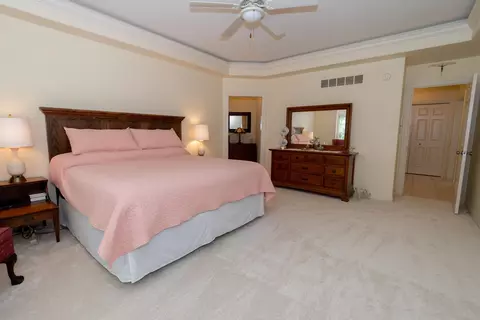 Bedroom - 51118 Heatherton Ct, Granger, IN 46530 photo 2 of 7