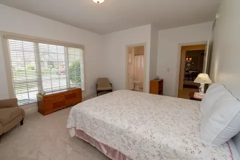 Bedroom - 51118 Heatherton Ct, Granger, IN 46530 photo 3 of 7