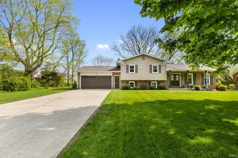 2410 Berkey Ave, Goshen, IN 46526