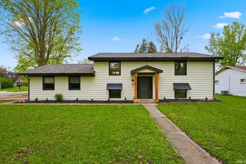 5709 Monarch Dr, Fort Wayne, IN 46815