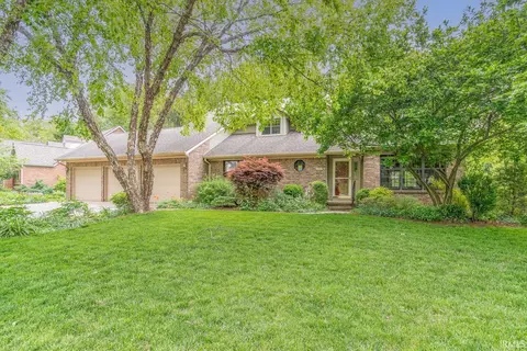 2901 S Dale Ct, Bloomington, IN 47401