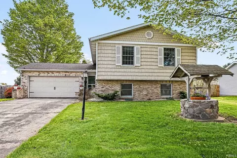 2404 Lane St, Elkhart, IN 46514