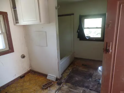 Bath - 7425 W Ison Rd, Bloomington, IN 47403 photo 1 of 1