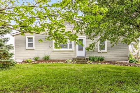 1460 W 300 S, Winchester, IN 47394