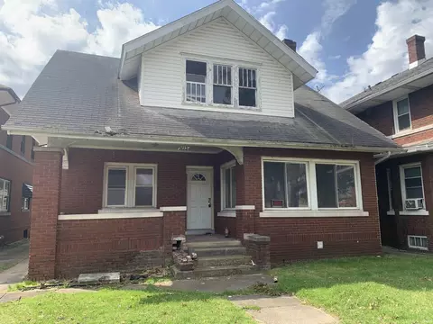 2122 Lincoln Way W Way, South Bend, IN 46628
