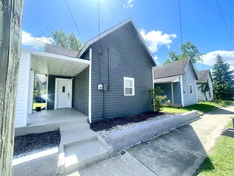 1720 S Hoyt Ave, Muncie, IN 47302