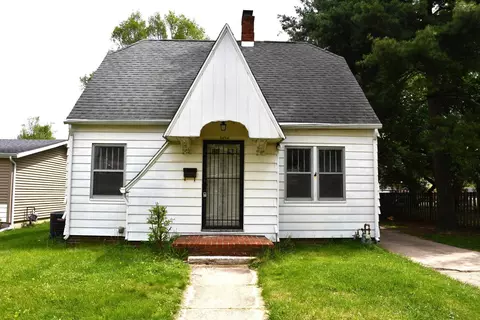 1414 Navajo St, Elkhart, IN 46516