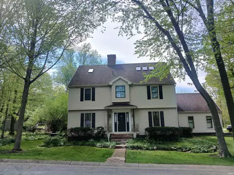 4205 Sampson St, South Bend, IN 46614