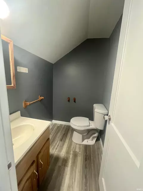 Bath - 326 E 9th St, Jasper, IN 47546 photo 5 of 6