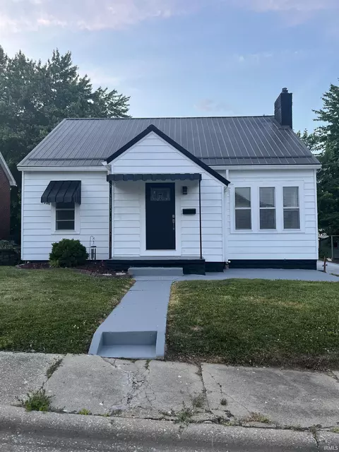 326 E 9th St, Jasper, IN 47546