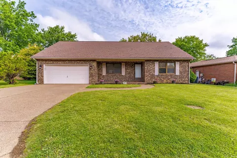 7524 E Blackford Ave, Evansville, IN 47715