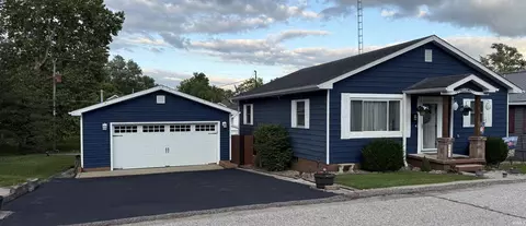 626 V St, Bedford, IN 47421