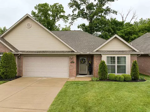 4504 Mystic Ct, Evansville, IN 47715