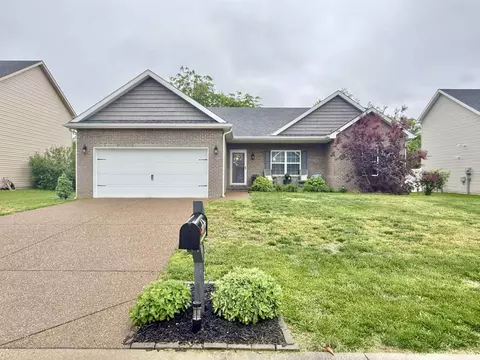 1400 Breezy Creek Dr, Evansville, IN 47720