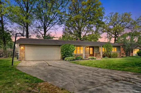 3711 Bobolink Crossover Dr, Fort Wayne, IN 46815