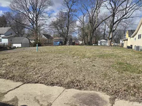 212 Clifford St, Anderson, IN 46012