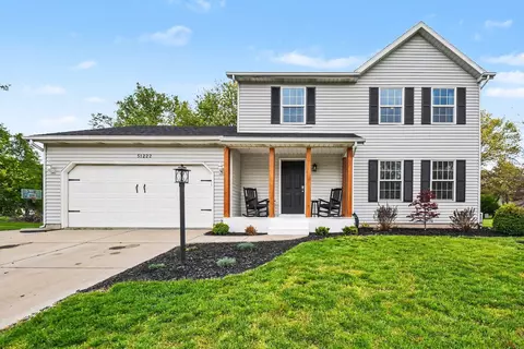 51222 Crooked Oak Dr, Granger, IN 46530