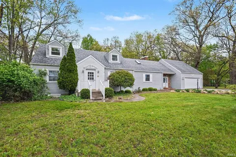 11227 Harrison Rd, Mishawaka, IN 46544