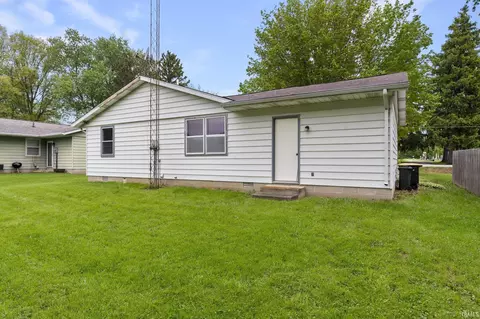 Exterior - 1005 Armory Rd, Delphi, IN 46923 photo 4 of 6