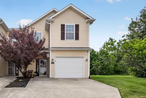 5771 W Monarch Ct, Bloomington, IN 47403