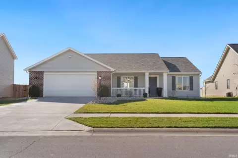 13658 Silk Tree Trl, Fort Wayne, IN 46814