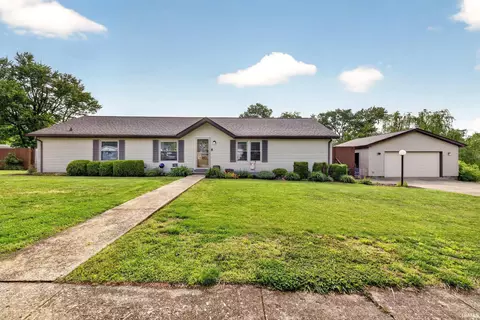 2901 S Market Pl, Bloomington, IN 47403