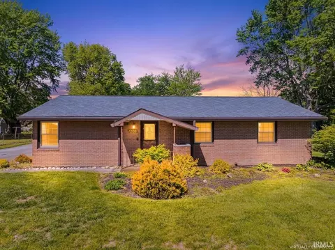 1208 NW 19th St, Richmond, IN 47374