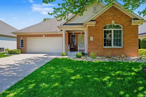 1802 Woodgate Dr, Goshen, IN 46526