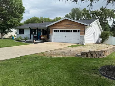 15360 Monterosa Dr, Granger, IN 46530