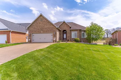 285 Persimmon Cir, Boonville, IN 47601