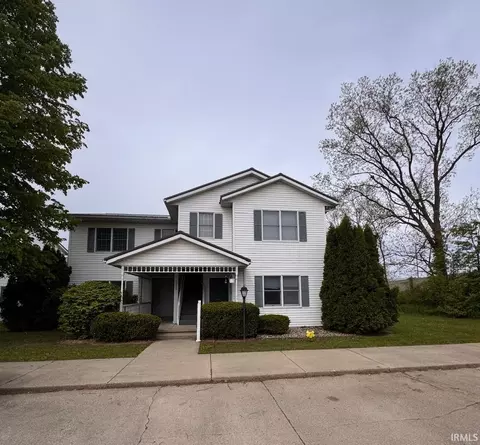 1906 N Sandpiper Dr, Warsaw, IN 46582