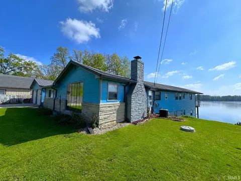 2951 N Lakeshore Dr, Monticello, IN 47960