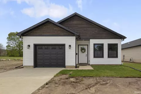 4810 York Dr, South Bend, IN 46614