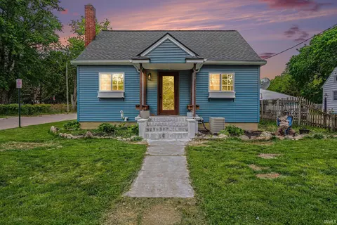 219 W Patterson St, Lakeville, IN 46536