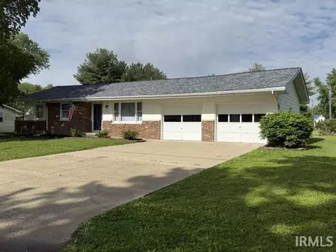 273 N East St, Rossville, IN 46065