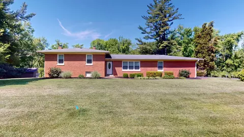 3155 Nester Hill Rd, Newburgh, IN 47630