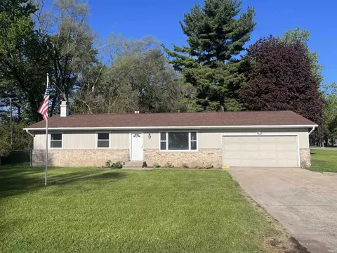 54529 Merry Drive Dr, Elkhart, IN 46516