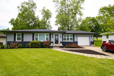 1209 Dereham Dr, Mount Vernon, IN 47620
