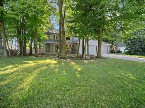 9525 Woodruff Ct, New Haven, IN 46774