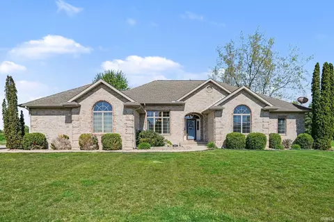2802 E Saint Andrews Rd, Winona Lake, IN 46590