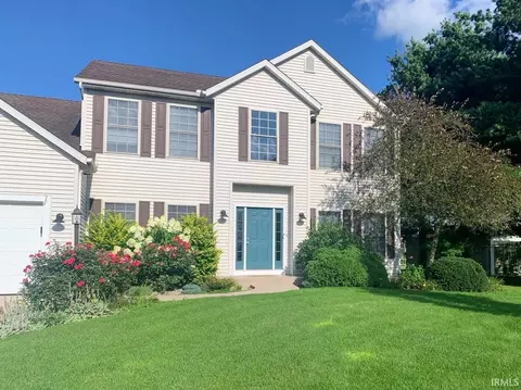 51800 Sagecrest Dr, Granger, IN 46530